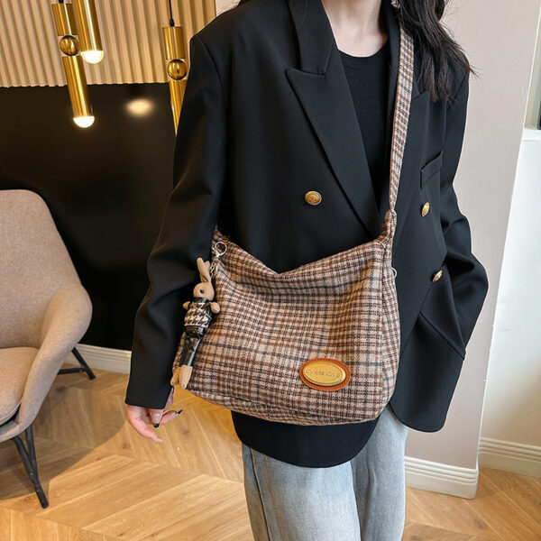 Autumn And Winter Large Capacity Woolen Bag For Women